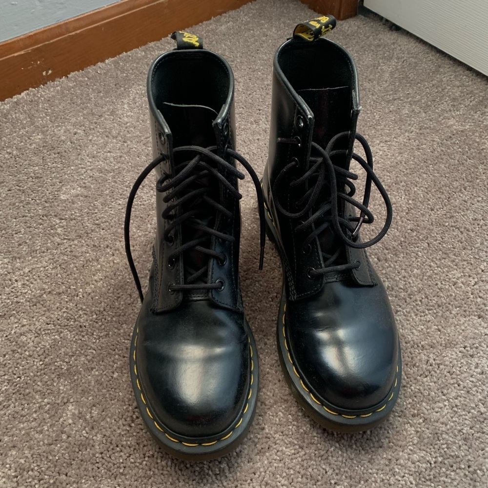 Doc Martins Women’s 8.5